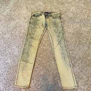 Bebe Women’s Acid Wash Pattern Jeans